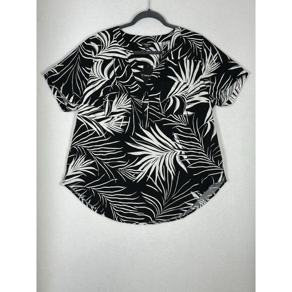 New! TORRID 0 Womens Harper Challis Pullover Tunic Black White Tropical Resort - Picture 3 of 11